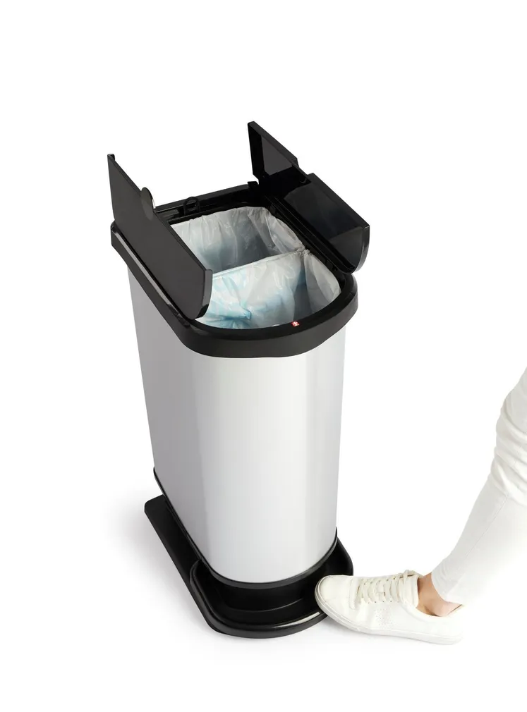 PRÜGIKAST ROTHO PASO PEDAALIGA 2-OSALINE MUST/HÕBEDANE 50L