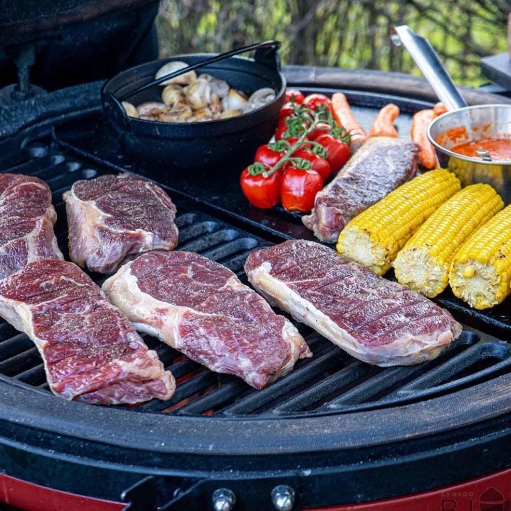 KÜPSETUSPLAAT KAMADO JOE POOLKUU, PÖÖRATAV, MALMIST   