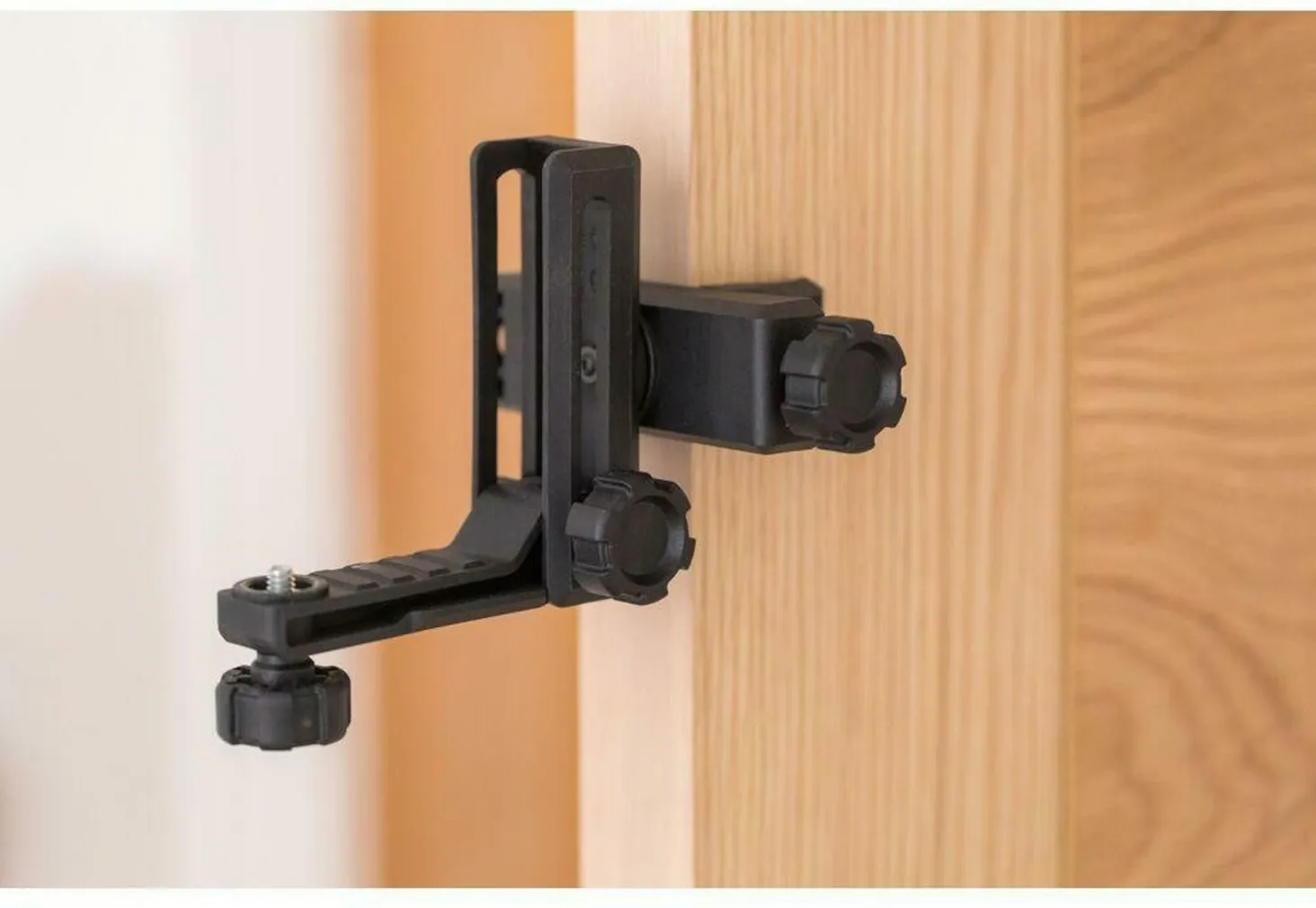 RISTLASER STANLEY CUBIX ROHELINE KOTI JA KINNITUSALUSEGA