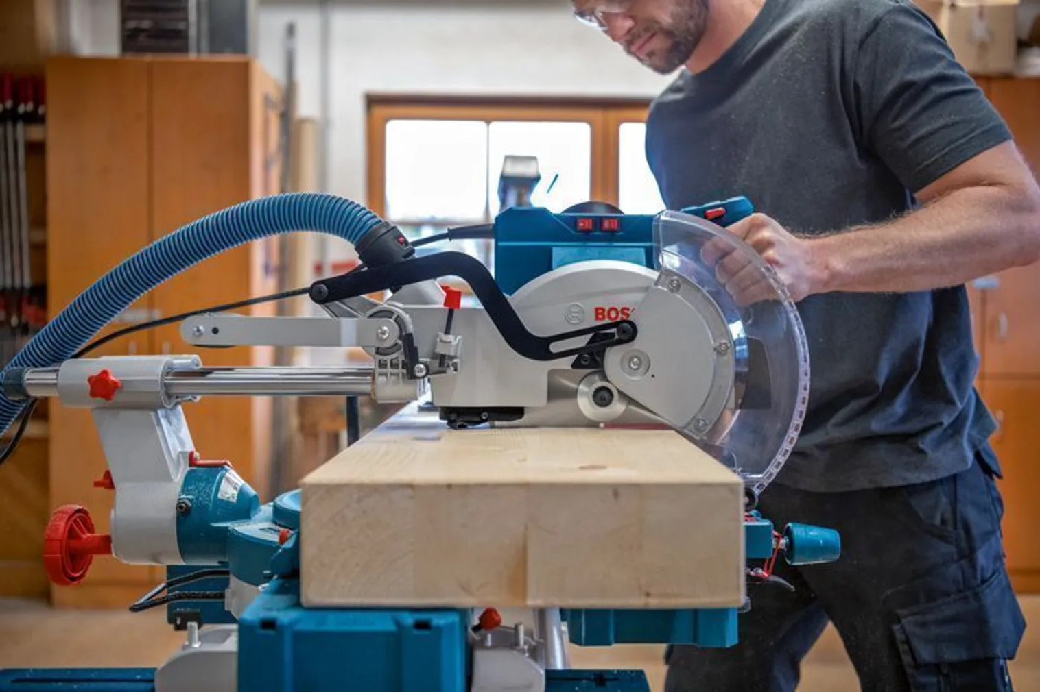 NURGASAAG BOSCH GCM 305-254 D