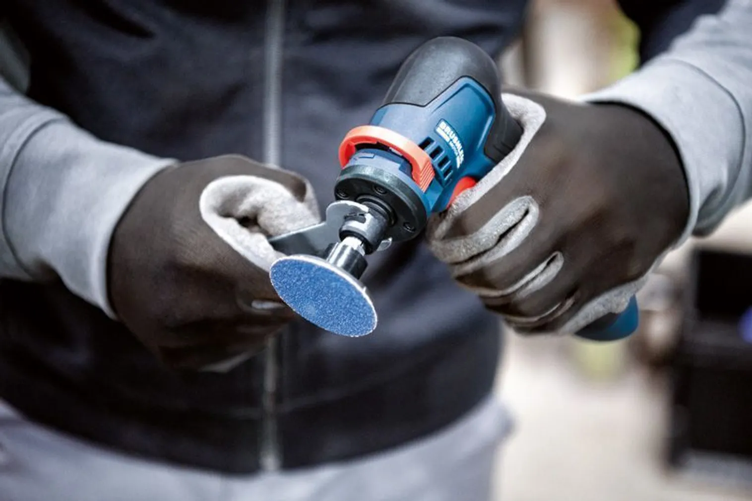 AKULIHVIJA BOSCH GWG 12V-50 S, ILMA AKU JA LAADIJATA