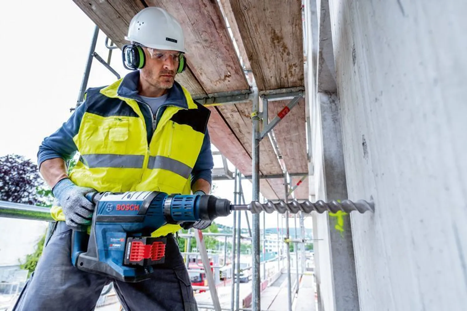 AKUPUURVASAR BOSCH GBH 18V-45 C, CC, ILMA AKU JA LAADIJATA