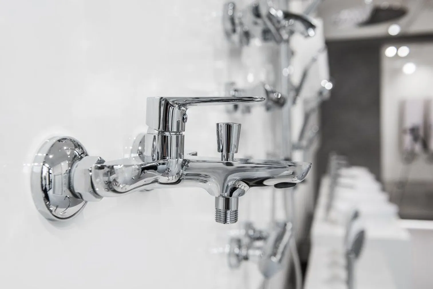 VANNI- JA DUŠISEGISTI RAVAK CLASSIC CL 022.00 KROOM