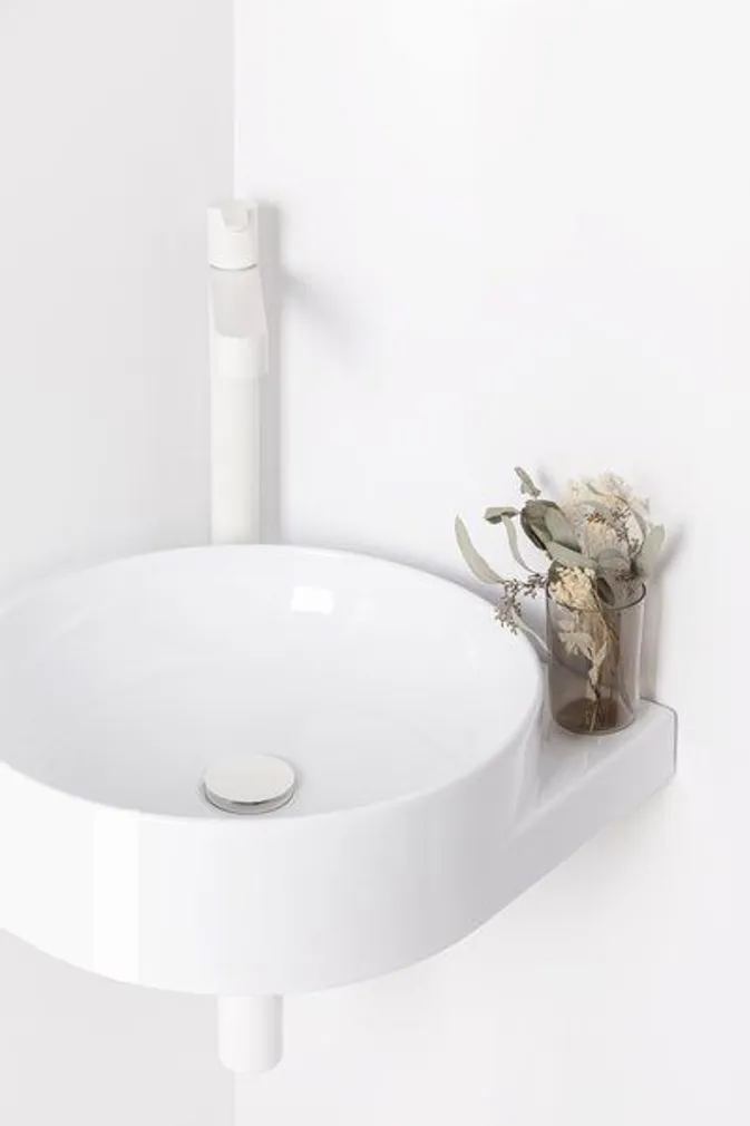 VALAMU ÄRAVOOLUPESA RAVAK VALGE MATT