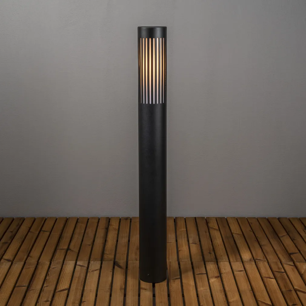 VÄLISVALGUSTI KONSTSMIDE VÄIKE LATERN PISTOIA E27 15W IP54 MUST