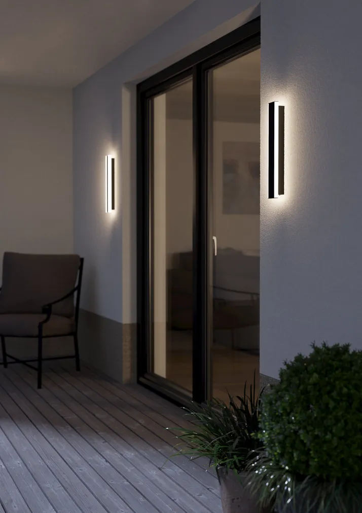 VÄLISVALGUSTI EGLO NEVIANO SEINALE/2 L-380 MUST