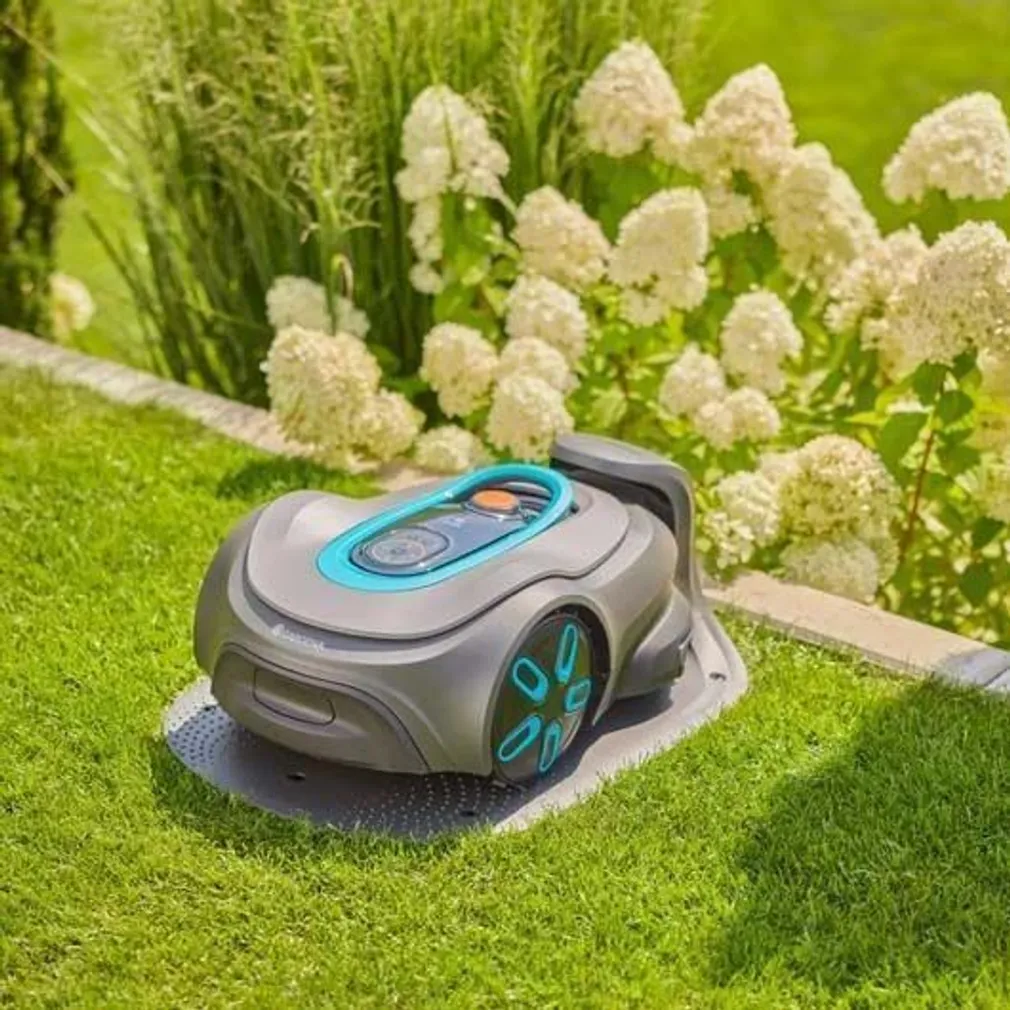 ROBOTNIIDUK GARDENA SMART SILENO MAX 1200M2