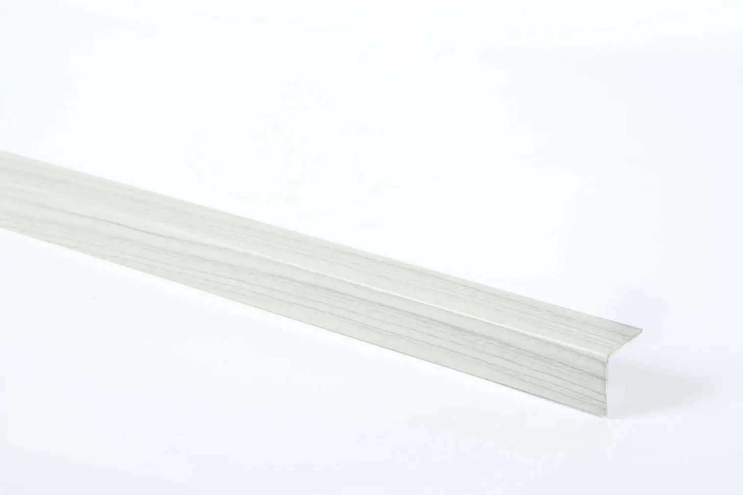 VÄLISNURGALIIST PVC KKU20 TAMM HALL 20X20MM 2,5M