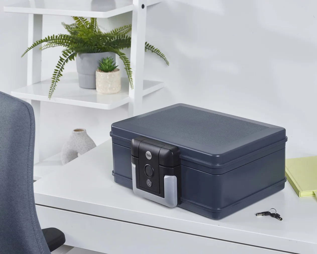 TULE- JA VEEKINDEL HOIUKAST YALE VÄIKE