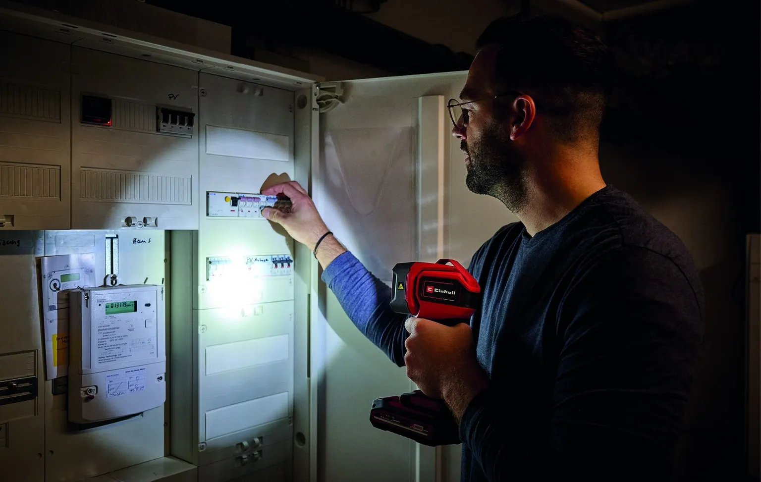 AKULAMP EINHELL TC-CL 18/350 LI-SOLO AKU JA LAADIJATA