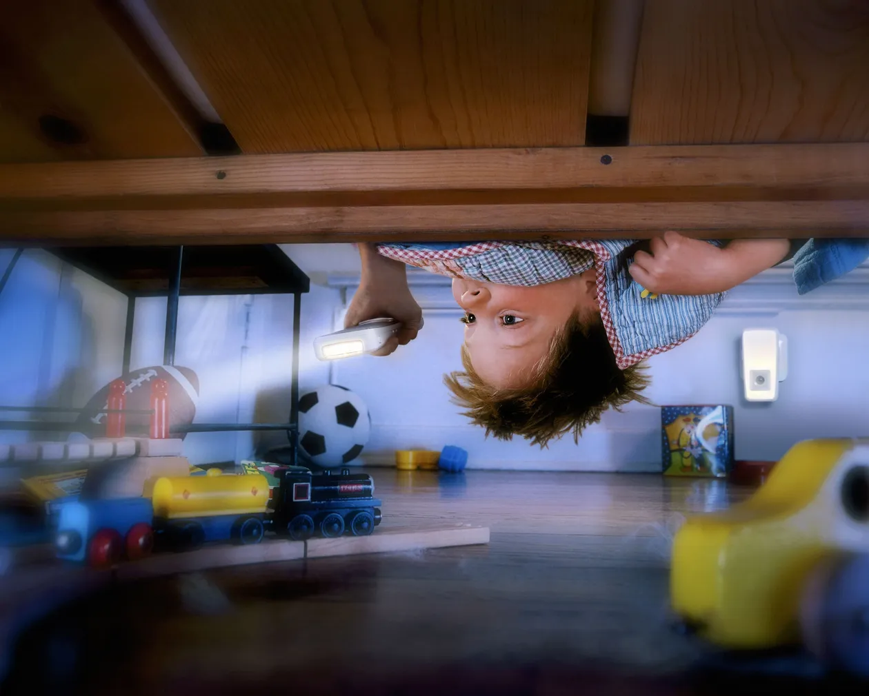 ÖÖVALGUSTI LEDVANCE LUNETTA TORCH INDUCTIVE SENSOR 2W VALGE