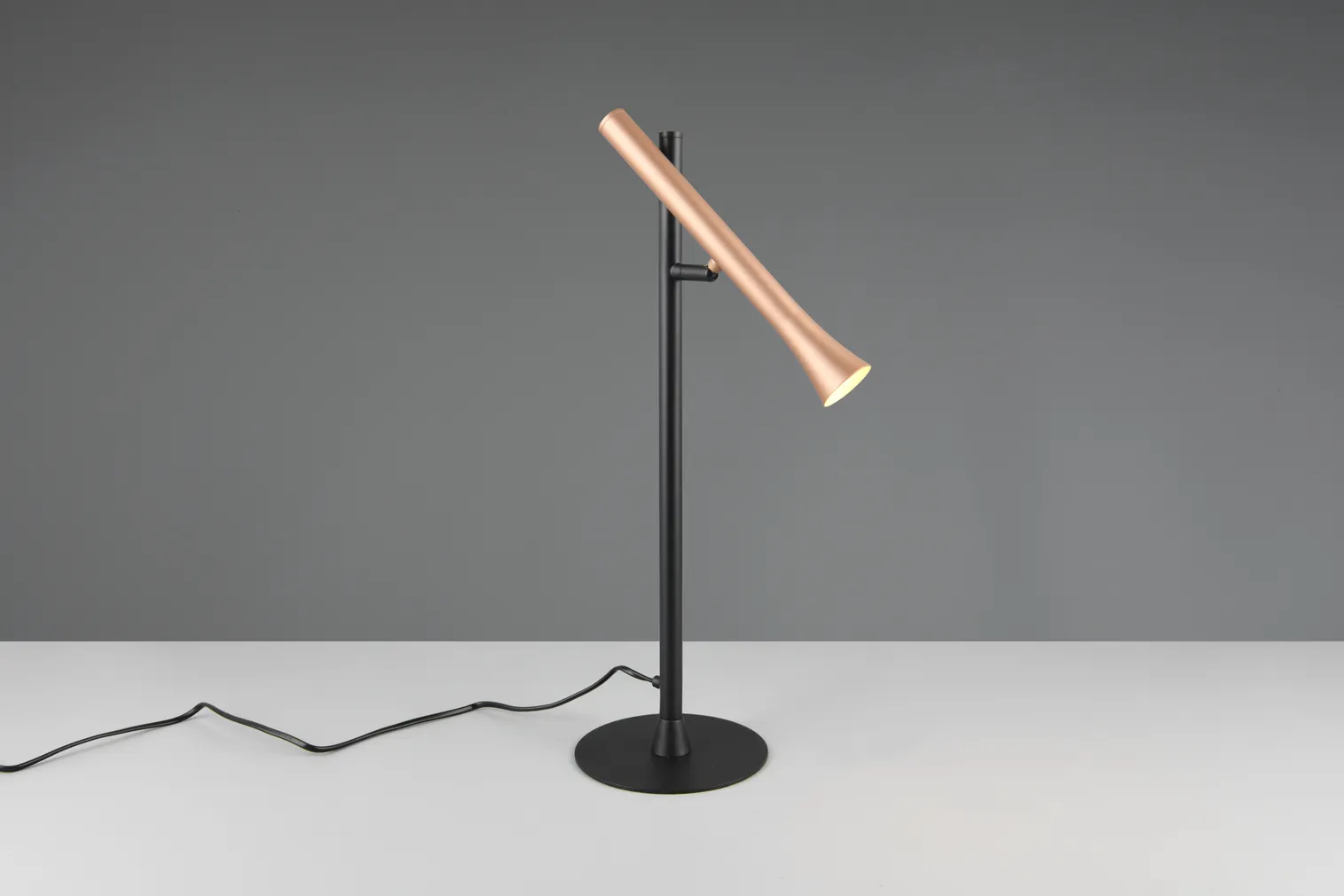 LAUALAMP TRIO FIATO LED MATT MUST/PRUUN