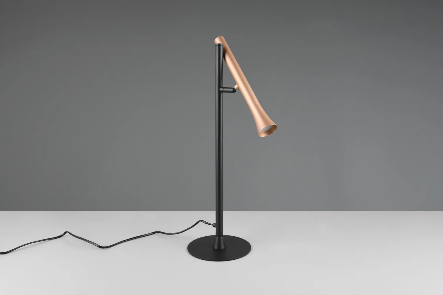 LAUALAMP TRIO FIATO LED MATT MUST/PRUUN