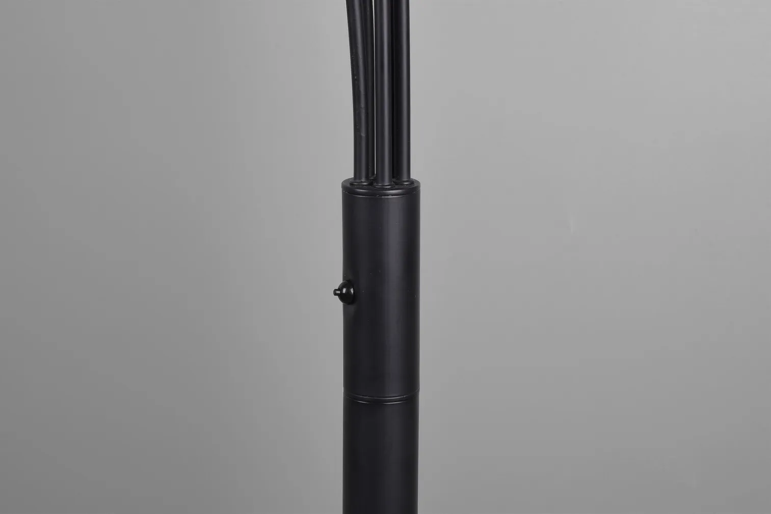 PÕRANDALAMP TRIO REED LED MATT MUST