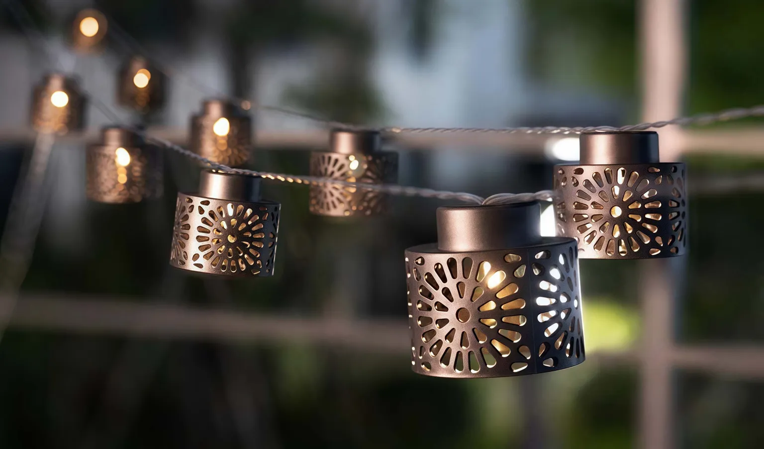 VALGUSKETT SOLAR LANTERN LED 1,8M