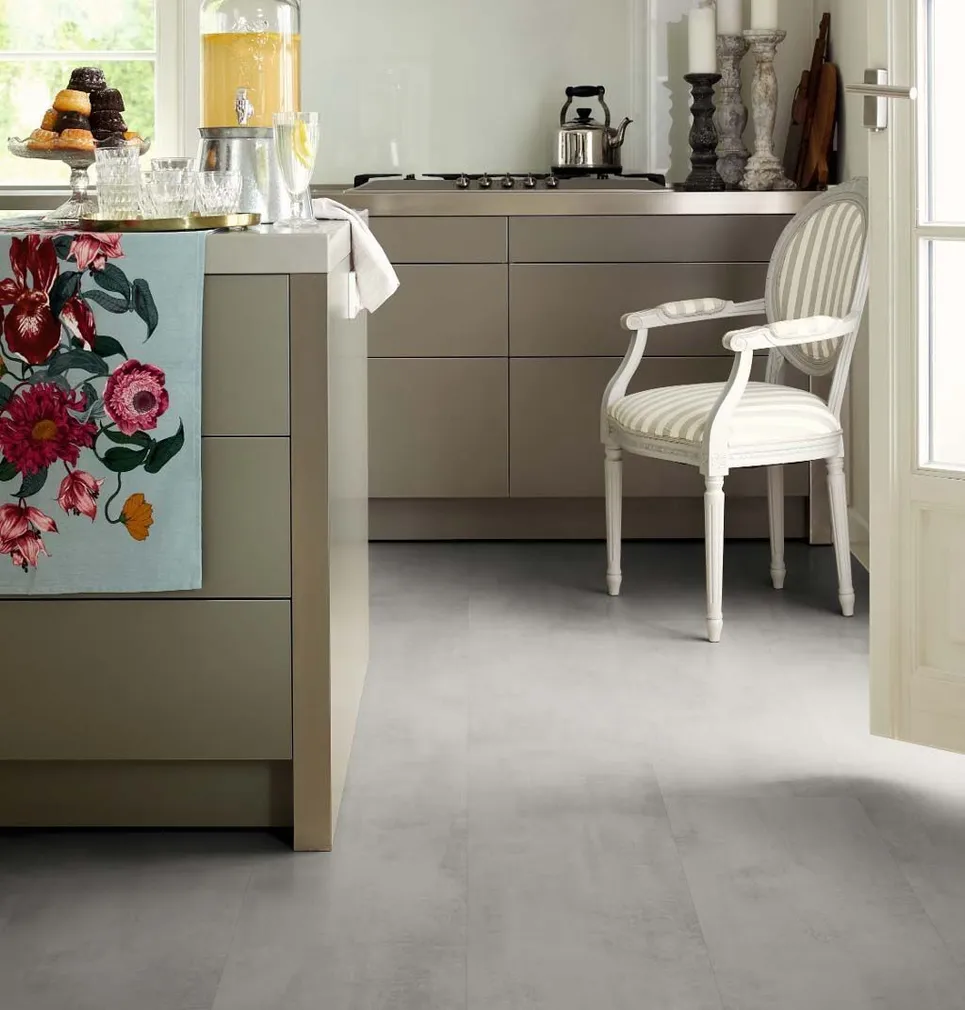 LAMINAATPARKETT EGGER 7,5MM KROOMIKARVA HÕBE 1-LIPP 2,53M² PAKIS