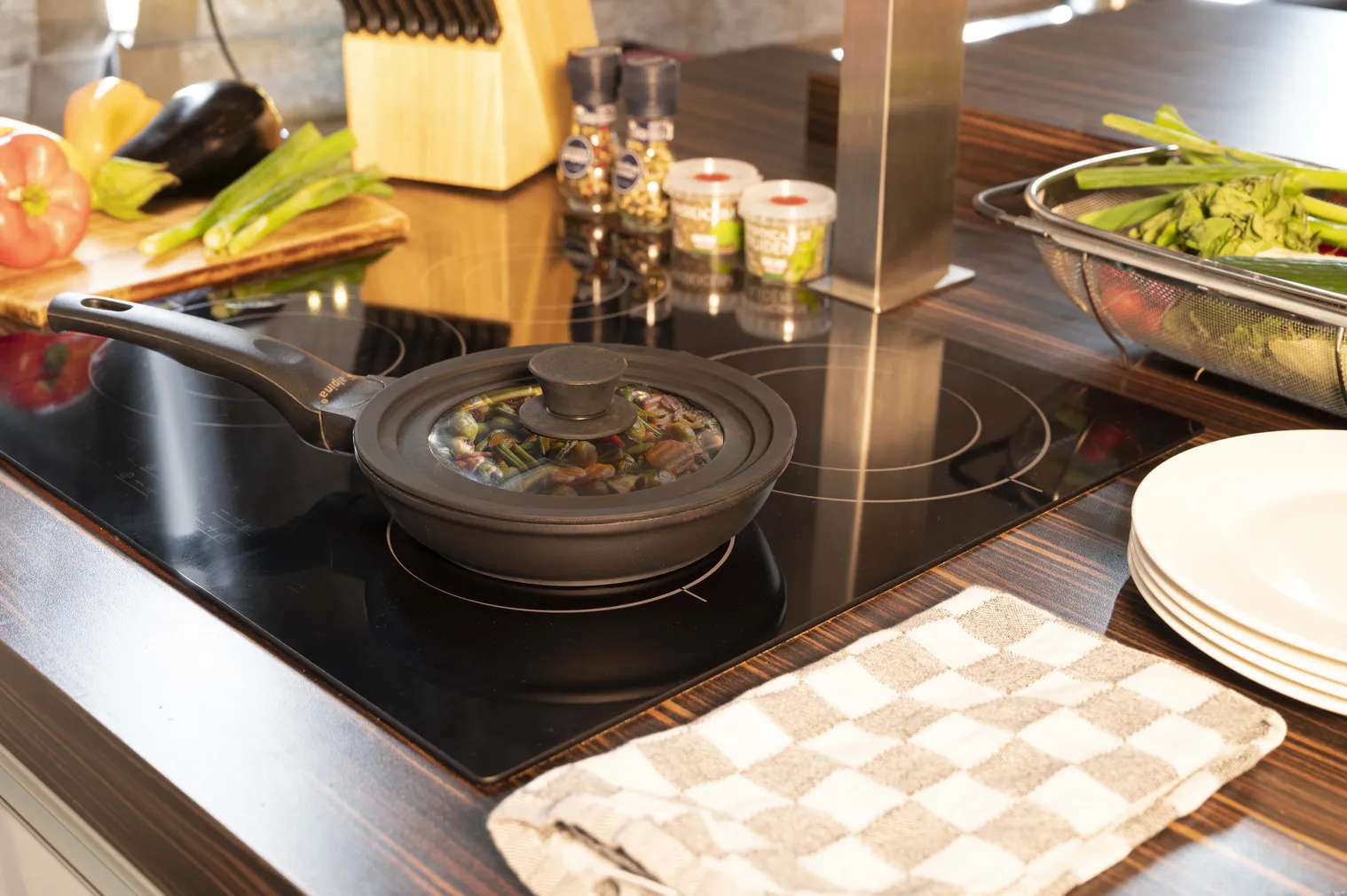 POTIKAAS ALPINA UNIVERSAALNE 28CM, KLAAS