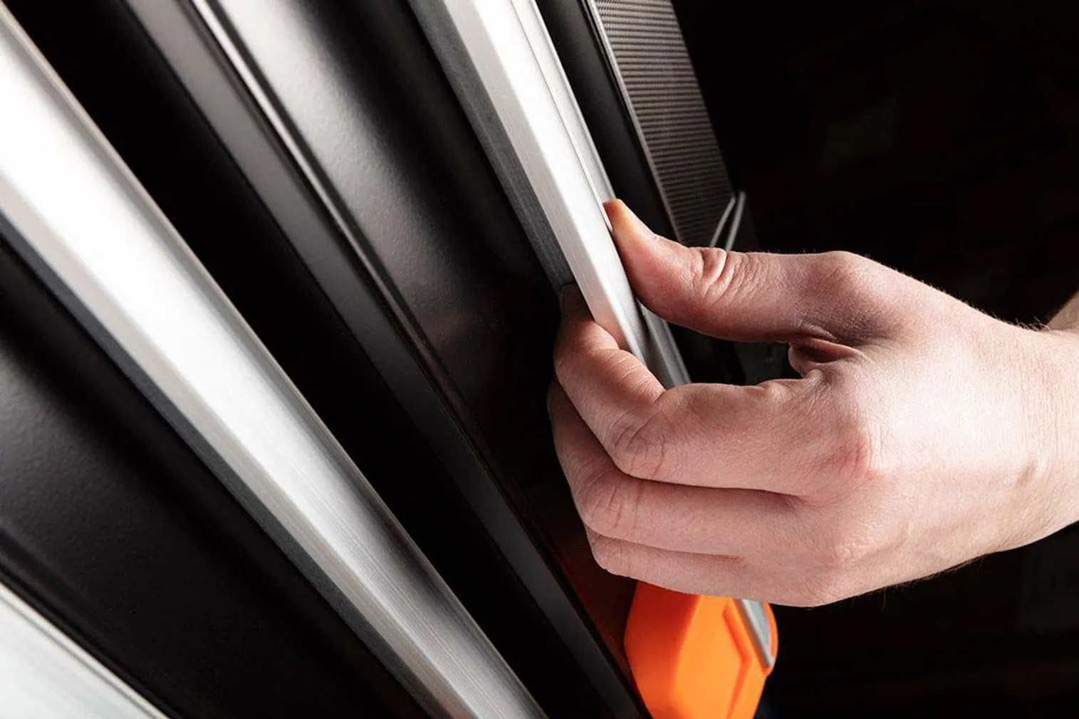 TÖÖRIISTAKÄRU PRO 12 SAHTLIT