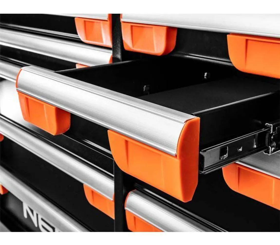 TÖÖRIISTAKÄRU PRO 12 SAHTLIT + 229-OSALINE TÖÖRIISTAKOMPLEKT