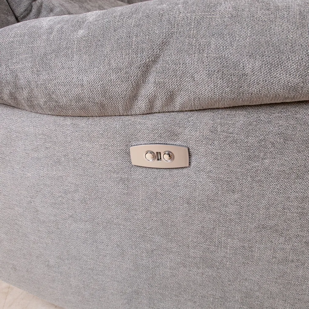 DIIVAN FELICIA 2-KOHALINE HALL