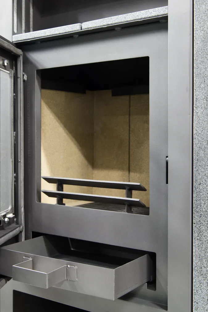 KAMIN MUSTANG GRANITE