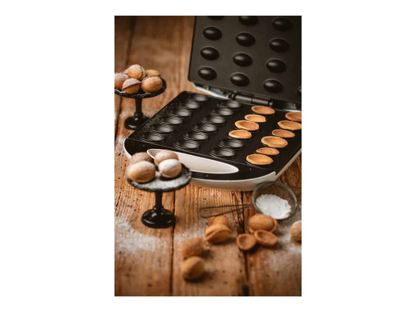 PÄHKLIKÜPSISTE VALMISTAJA ADLER AD 3039, 1600W, 24TK XL