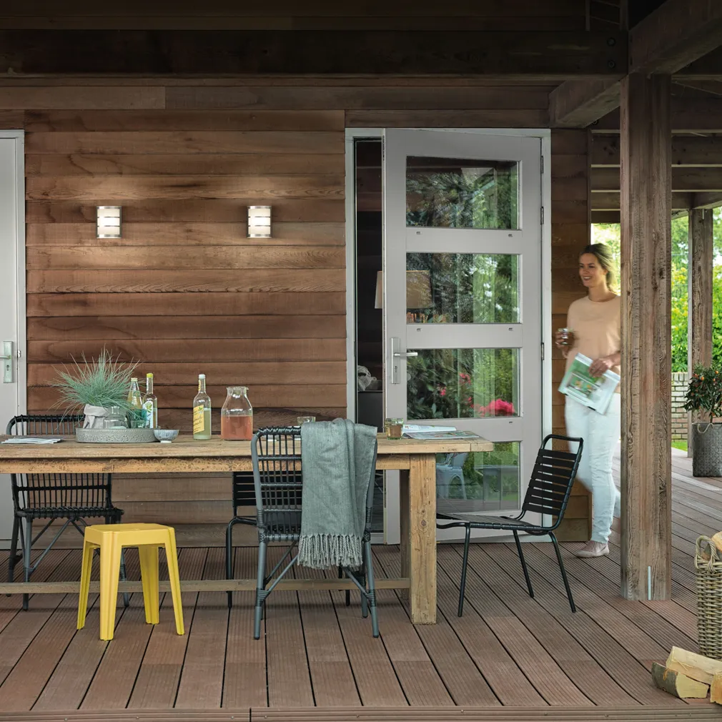 VÄLISVALGUSTI PYTHON UE 3.8W 2700K