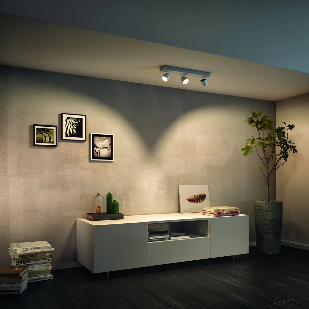 KOHTVALGUSTI STAR 3X4.5W SELV VALGE