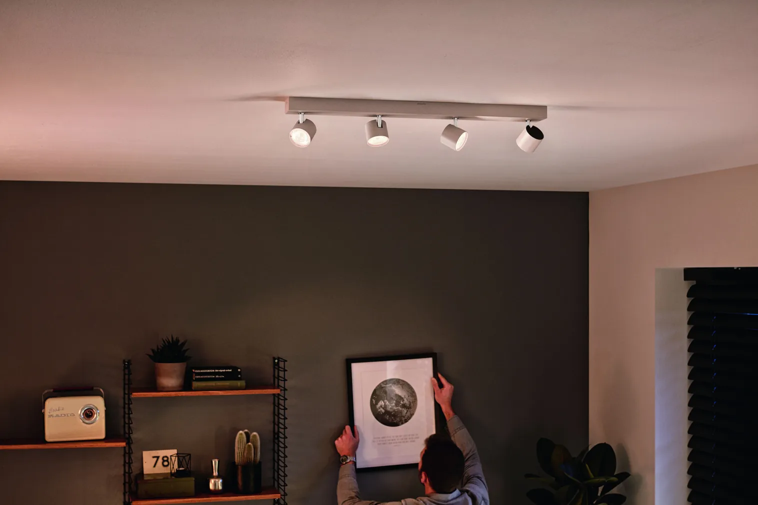 KOHTVALGUSTI STAR 4X4.5W SELV VALGE