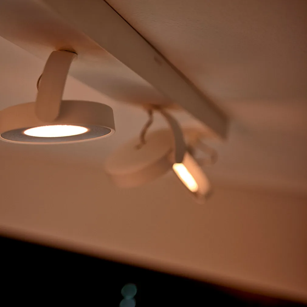 KOHTVALGUSTI CLOCKWORK 4X4.5W SELV VALGE