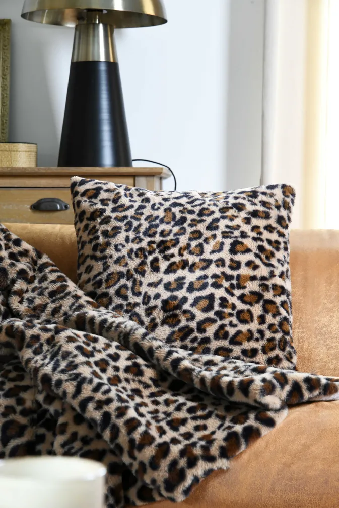 DEKORATIIVPADI STOF FAUVES 45X45CM LEOPARD