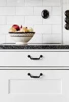 MÖÖBLIKÄEPIDE PATRICIA 96MM MATT MUST 2TK