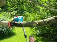 AKUOKSASAAG GARDENA TELESKOOP TCS 20/18V ILMA AKU JA LAADIJATA