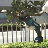 AKUUNIVERSAALSAAG MAKITA JR105DZ 10,8V ILMA AKU JA LAADIJATA