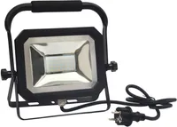 LED PROŽEKTOR TESATEK 30W 2100LM 4000K IP44 KÄEPIDEMEGA