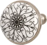 KAPINUPP VÕÕP TUMEDA MUSTRIGA