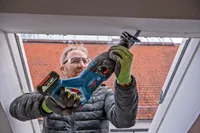 AKUUNIVERSAALSAAG BOSCH GSA 18V-28, ILMA AKU JA LAADIJATA