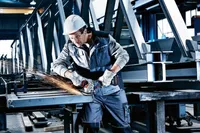 AKUNURKLIHVMASIN BOSCH GWX 18V-15 SC, ILMA AKU JA LAADIJATA