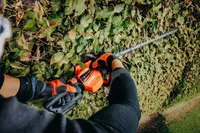 AKUHEKILÕIKUR ECHO DHC-310, ILMA AKU JA LAADIJATA