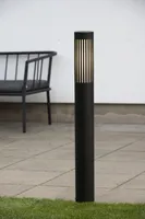 VÄLISVALGUSTI KONSTSMIDE VÄIKE LATERN PISTOIA E27 15W IP54 MUST