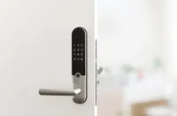 NUTILUKK YALE DOORMAN L3S HARJATUD TERAS