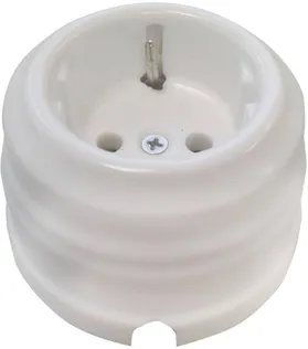 1-NE PISTIKUPESA FENDE M-GA KERAAMILINE VALGE