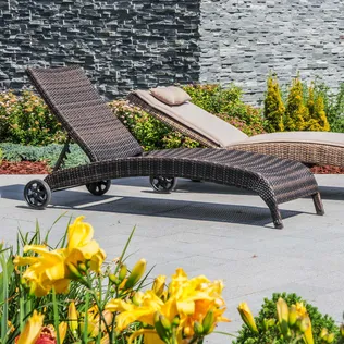 LAMAMISTOOL WICKER TUMEPRUUN