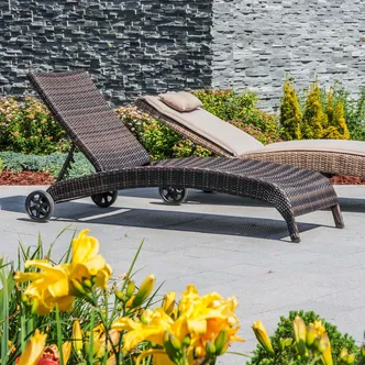 LAMAMISTOOL WICKER TUMEPRUUN