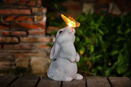 AIAVALGUSTI JÄNES 1LED PÄIKESEPANEELIGA