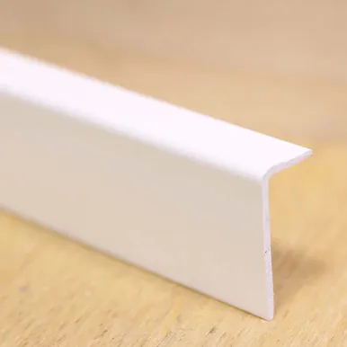 VÄLISNURGALIIST PVC KKU10/20 VALGE 10X20MM 2,6M