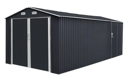 AIAKUUR/GARAAŽ 17M² HALL