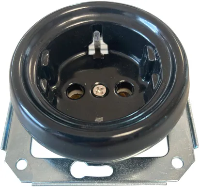 PISTIKUPESA 1-NE FENDE M-GA SÜV KERAAMILINE MUST