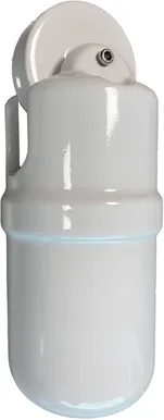 VALGUSTI JUHTME VASTUKAAL FENDE VALGE