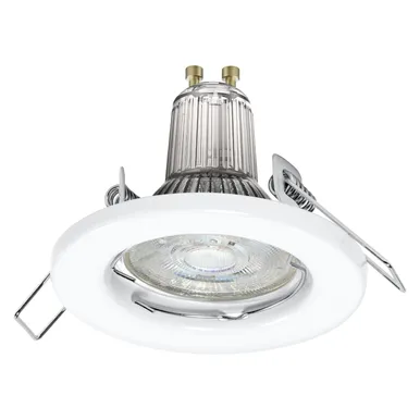 KOHTVALGUSTI LED SÜVISTATAV ESSENTIAL3X2,6W VALGE